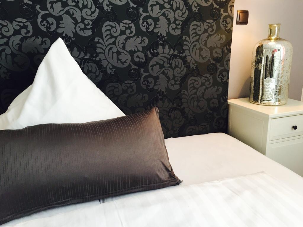 Heddernheimer Hof 3*